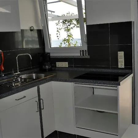 Apartment A1 1 Zimmer, 2 Personen Razanj