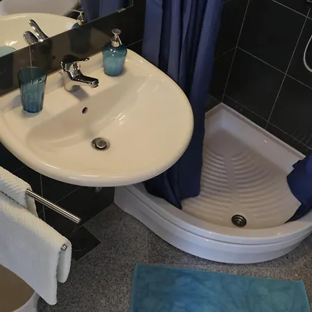 A1 1 Zimmer, 2 Personen شقة
